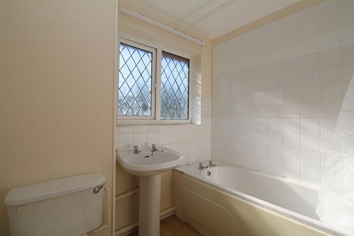 1 Bedroom Villa To Rent In Warren Drive, Leicester, LE4