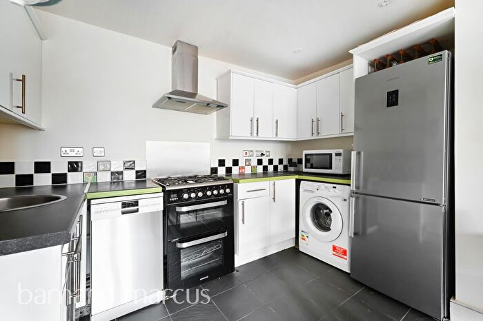 1 Bedroom Flat To Rent In West Hill, London, SW18