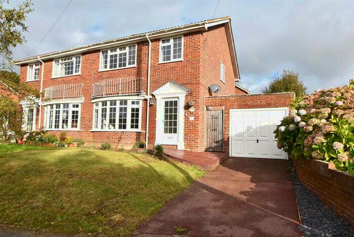 3 Bedroom House To Rent In St. Helens Down, Hastings, TN34