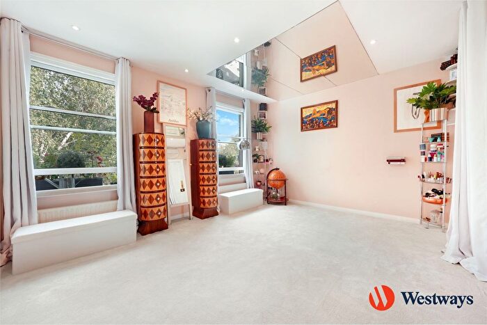 4 Bedroom Terraced House To Rent In Ashmore Road, Queens Park, London, W9
