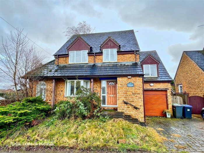 4 Bedroom Detached House For Sale In Chapel Lane, Charwelton, Daventry, NN11