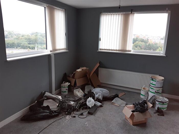 2 Bedroom Penthouse For Sale In Union Street, Oldham, OL1