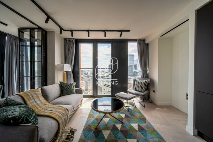 2 Bedroom Flat To Rent In One Crown Place, London, EC2A