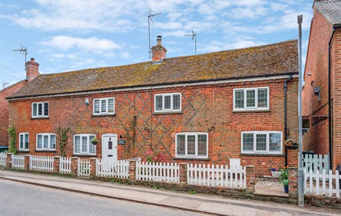 3 Bedroom Semi-Detached House For Sale In High Street South, Stewkley, Buckinghamshire, LU7