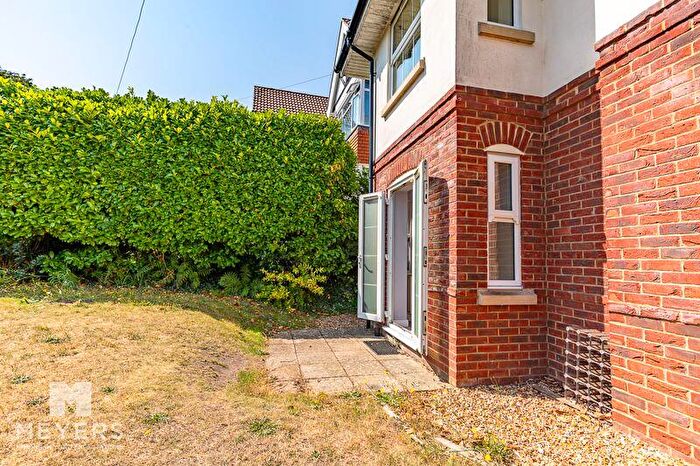1 Bedroom Flat For Sale In Vixen Lodge, Foxholes Road, Southbourne, BH6