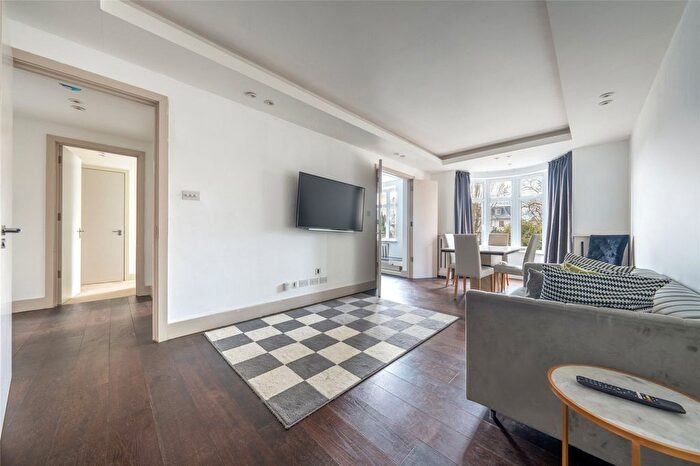 2 Bedroom Flat For Sale In William Court, Hall Road, St John's Wood, London, NW8