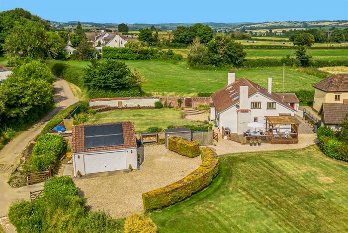 4 Bedroom Detached House For Sale In Upton Pyne, Exeter, EX5