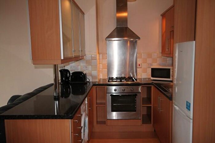 3 Bedroom Flat To Rent In Osborne Terrace, Newcastle Upon Tyne, NE2