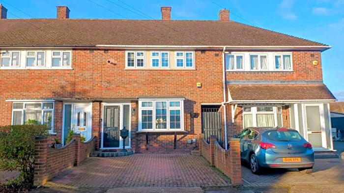 2 Bedroom Terraced House For Sale In Ravel Gardens, South Ockendon, RM15