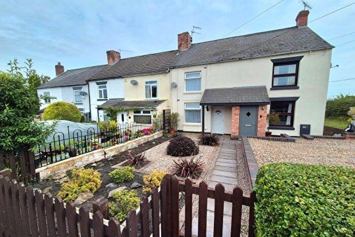 2 Bedroom Terraced House To Rent In New Road, Coalville, LE67