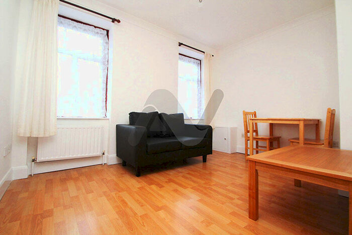 2 Bedroom Flat To Rent In Kentish Town Road, London, NW1
