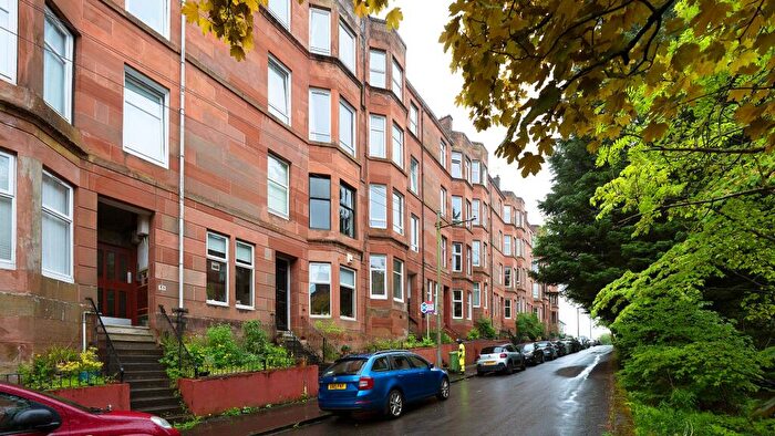 2 Bedroom Flat For Sale In Bellwood Street, Flat /, Shawlands, Glasgow, G41