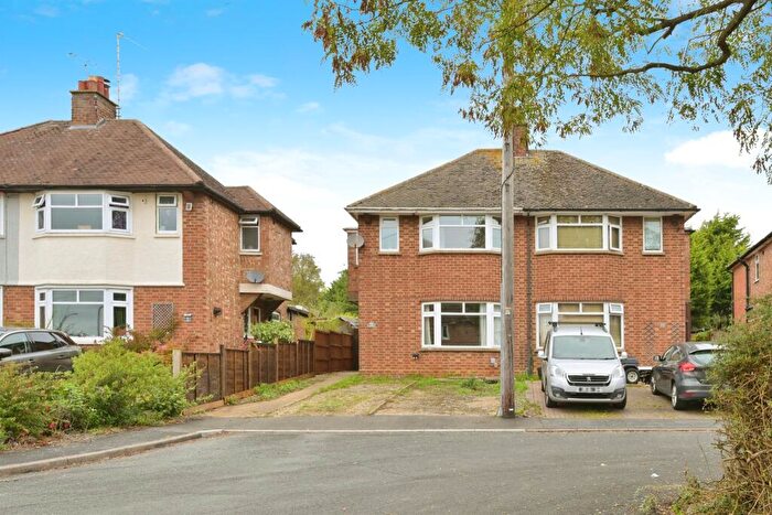 3 Bedroom Semi-Detached House For Sale In Crescent Close, Market Harborough, LE16