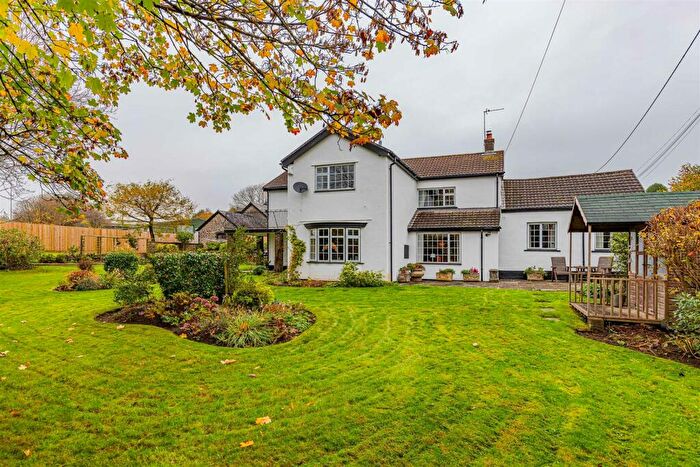 4 Bedroom Farm House For Sale In Bonvilston, Cardiff, CF5