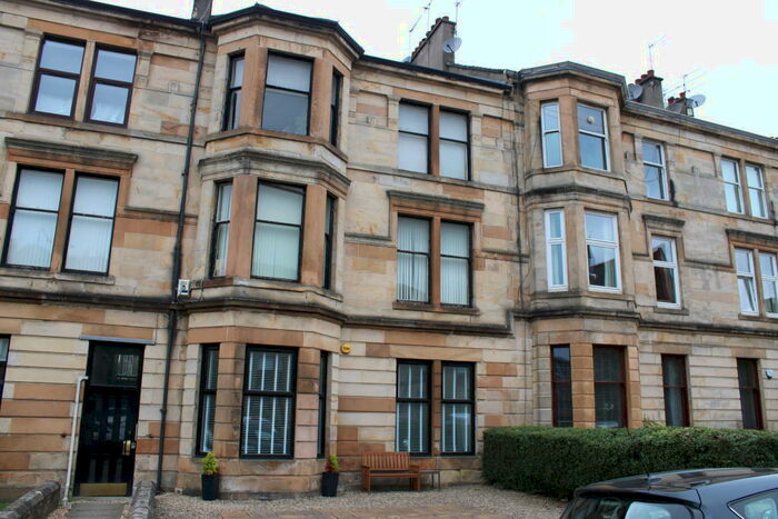 2 Bedroom Flat To Rent In Greenlaw Avenue, Paisley, PA1