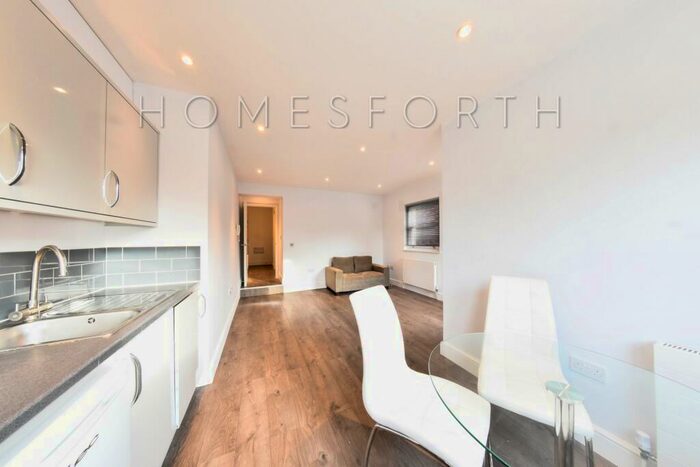 1 Bedroom Flat To Rent In Dartmouth Road, Kilburn, NW2