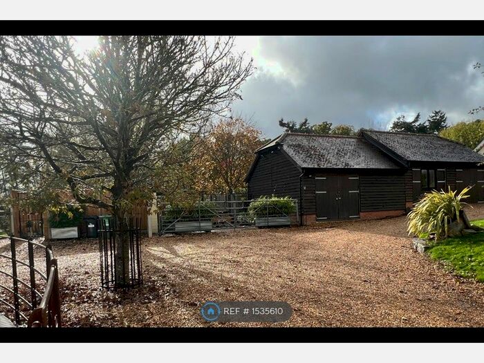 2 Bedroom Bungalow To Rent In Station Road, Fordingbridge, SP6