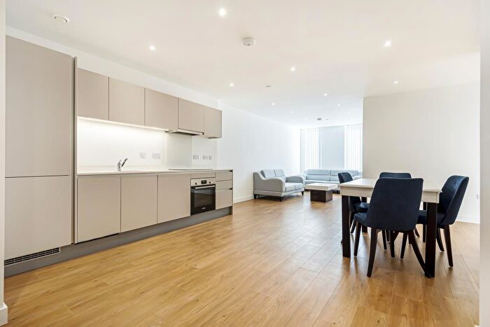2 Bedroom Apartment To Rent In Royal Winchester House, Bracknell, RG12