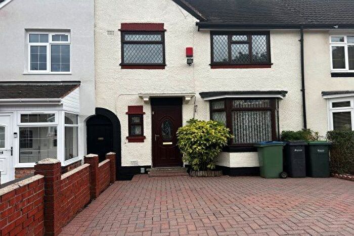 3 Bedroom Terraced House To Rent In Thompson Road, Smethwick, B67