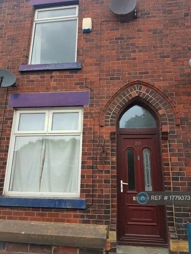 2 Bedroom Terraced House To Rent In Bolton Road, Rochdale, OL11