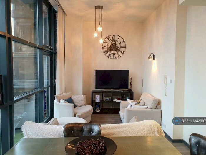 2 Bedroom Flat To Rent In Aytoun Street, Manchester, M1