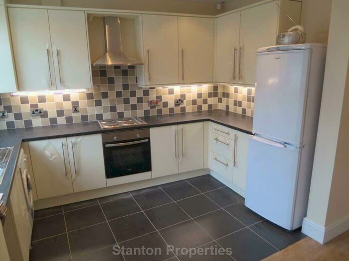 4 Bedroom End Of Terrace House To Rent In Cleveley`s Avenue, Chorlton Cum Hardy, M21