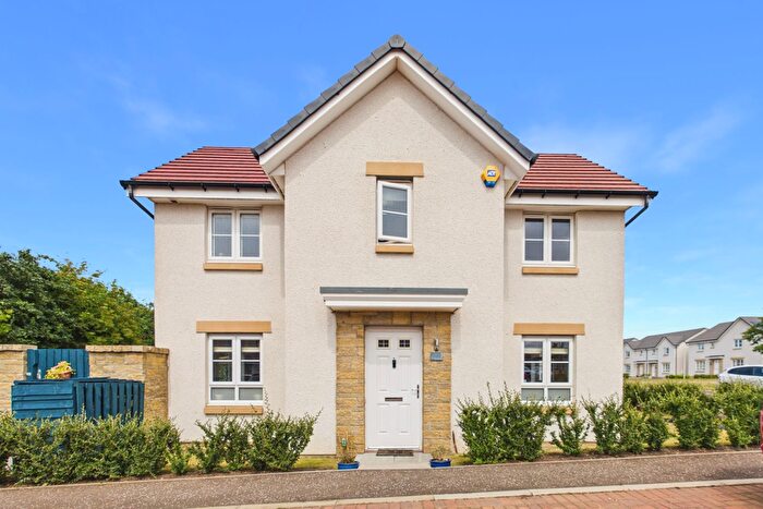 3 Bedroom Semi-Detached House For Sale In Cleugh Rise, Wallyford, EH21