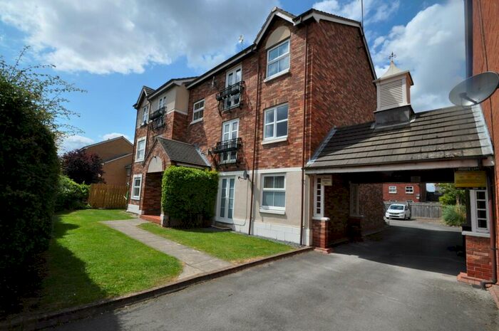 2 Bedroom Apartment To Rent In Mallyan Close, Hull, North Humberside, HU8