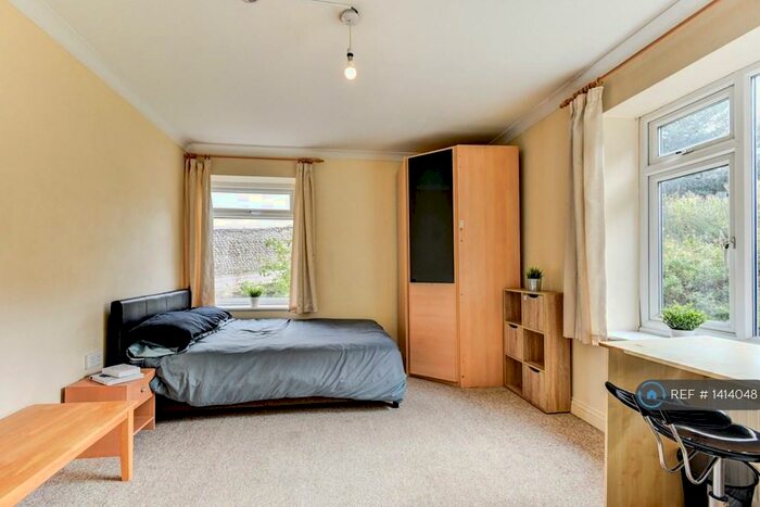 2 Bedroom Flat To Rent In Wellington Road, Brighton, BN2