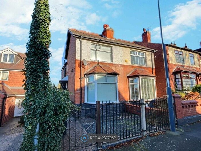 3 Bedroom Semi-Detached House To Rent In Littleover Lane, Derby, DE23