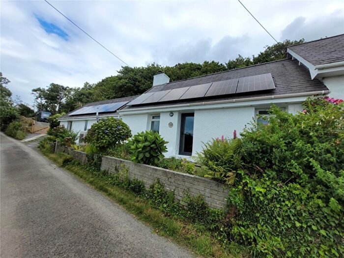 2 Bedroom Semi-Detached House For Sale In Gyrn Goch, Caernarfon, Gwynedd, LL54