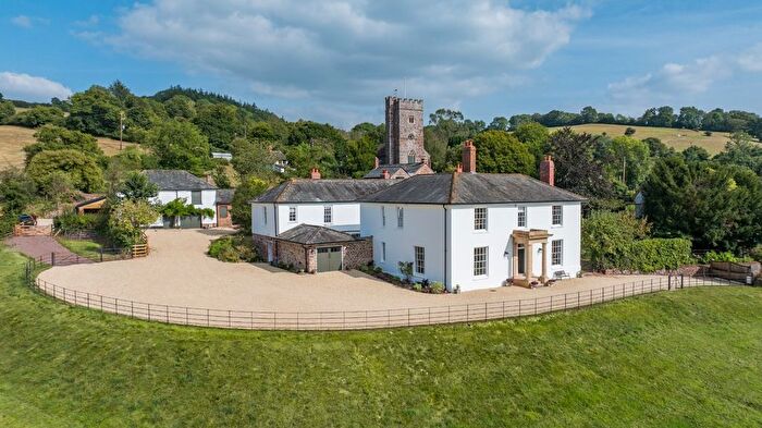 6 Bedroom Equestrian Property For Sale In Bickleigh, Tiverton, Devon, EX16