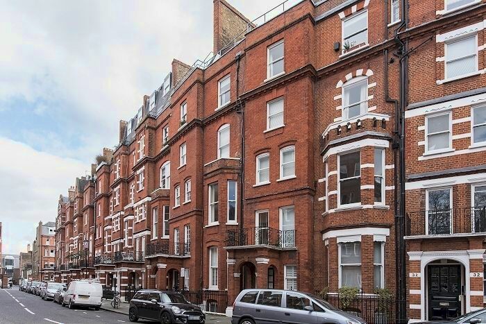1 Bedroom Flat To Rent In Egerton Gardens, London, SW3