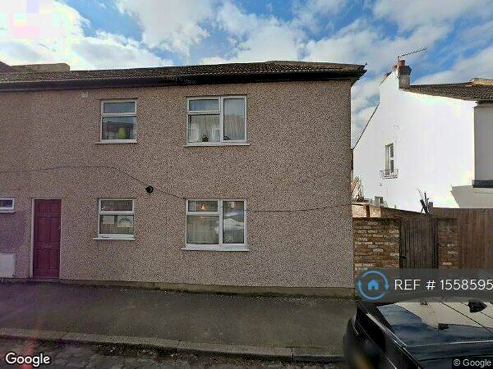 1 Bedroom Flat To Rent In Croydon Road, Beckenham, BR3