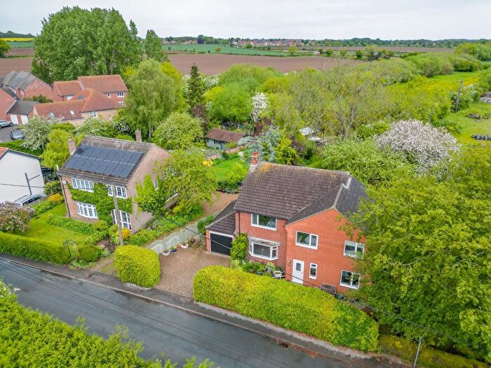 4 Bedroom Detached House For Sale In Station Road, Kirk Hammerton, York, YO26