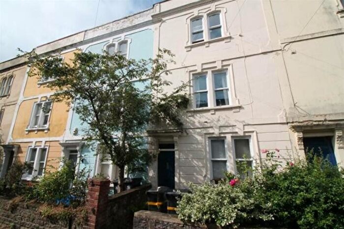 2 Bedroom Flat To Rent In Gf, Roslyn Road, Bristol, Nn, Gb, BS6