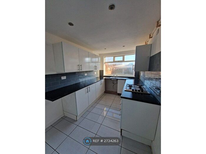 3 Bedroom Terraced House To Rent In Warbreck Moor, Liverpool, L9