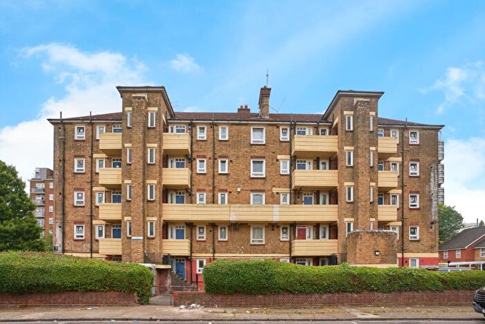 2 Bedroom Flat To Rent In Wyndham Road London, SE5