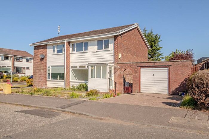3 Bedroom Semi-Detached House For Sale In Campsie View, Kirkintilloch, Glasgow, G66