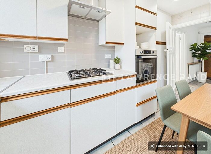 3 Bedroom Property To Rent In Breakspear Road, Ruislip, HA4