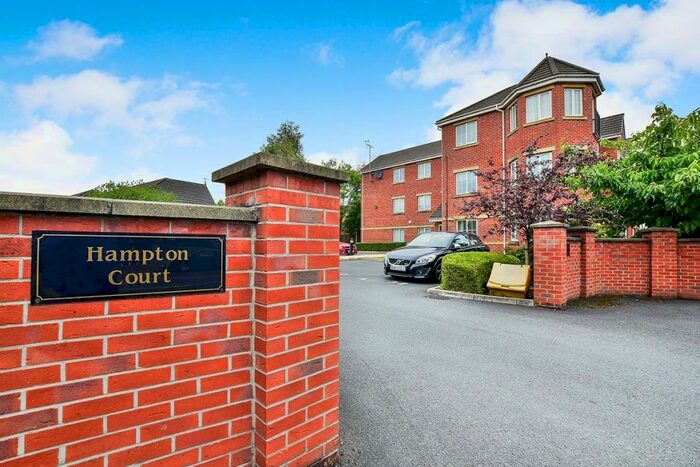 2 Bedroom Flat To Rent In Wilmslow Road, Handforth, Wilmslow, SK9