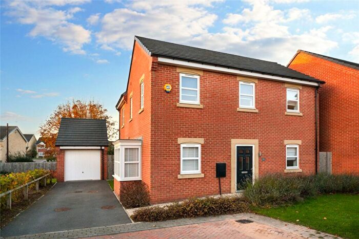 4 Bedroom Detached House To Rent In Crocus Drive, Drighlington, Bradford, West Yorkshire, BD11