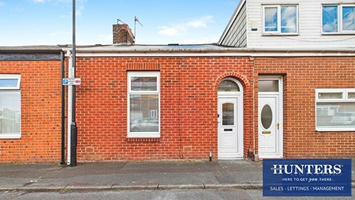 1 Bedroom Cottage For Sale In Eglinton Street North, Monkwearmouth, Sunderland, SR5