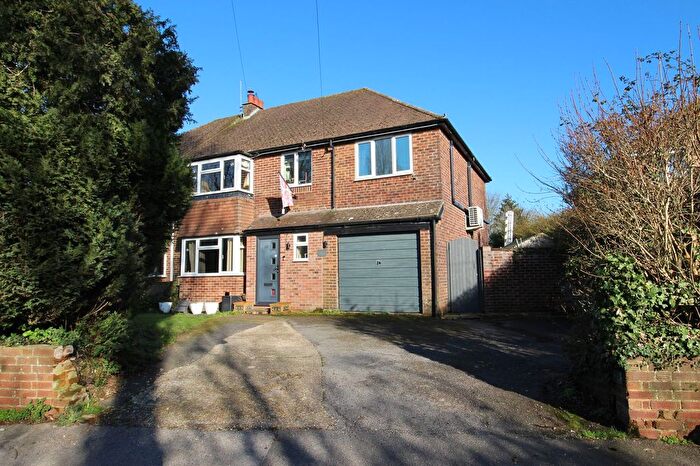 4 Bedroom Semi-Detached House For Sale In St. Margarets Lane, Titchfield, PO14