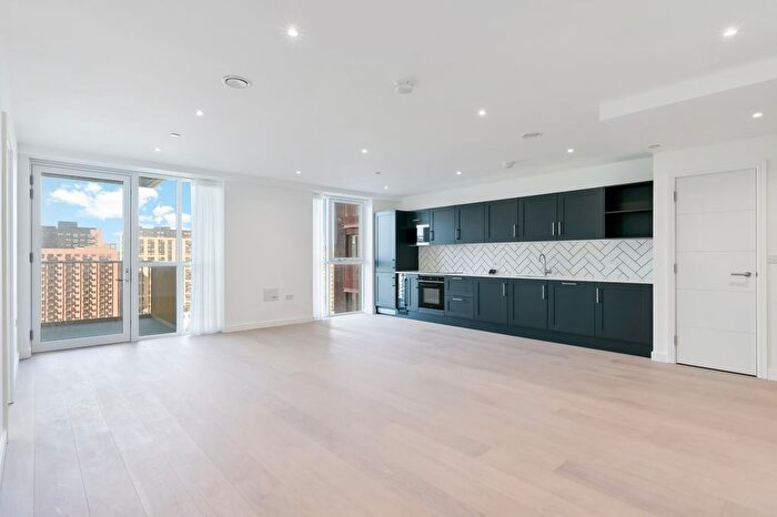 3 Bedroom Flat To Rent In Fulton And Fifth, Fulton Rd, Wembley, HA9