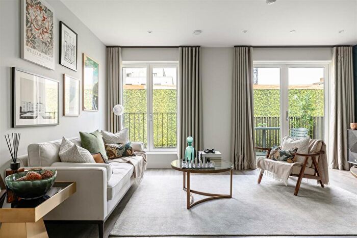 1 Bedroom Apartment For Sale In Forest Road, Walthamstow, E17