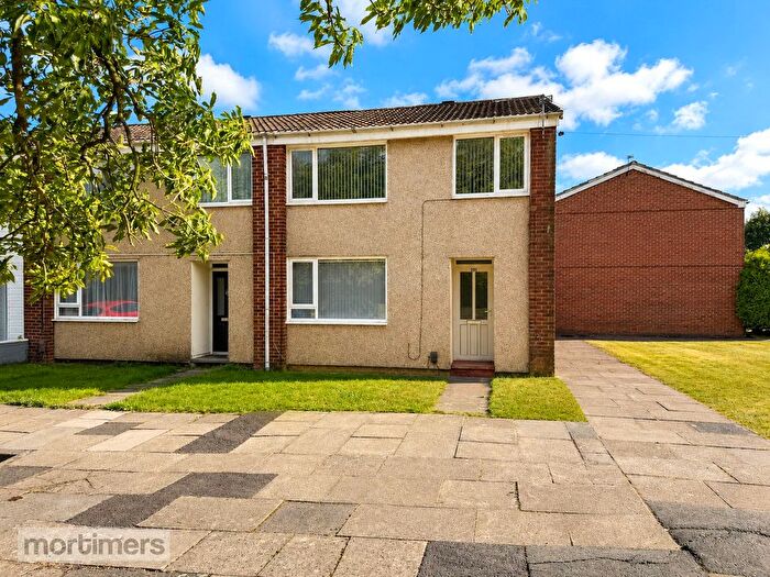 3 Bedroom End Terrace House For Sale In Queens Road West, Accrington, Lancashire, BB5