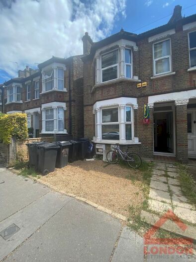 2 Bedroom Flat To Rent In Chatfield Road, Croydon, CR0