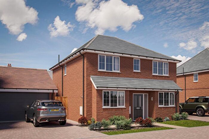 4 Bedroom Detached House For Sale In Maddoxford Gardens, Boorley Green, SO32