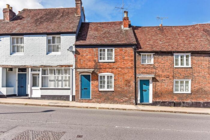 2 Bedroom Terraced House For Sale In Chesil Street, SO23